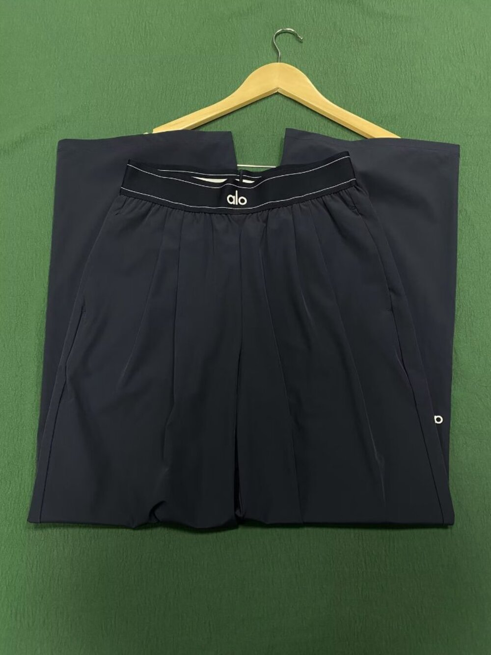 ALO Yoga Suit Up Trouser💙Navy Blue|Wide Leg|Regular|On-Trend|NWT🛍 - Picture 5 of 9